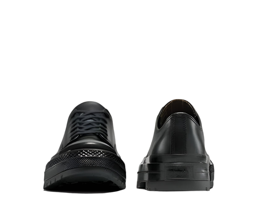 Scarpa Bassa in Tela Nera con Suola in Gomma