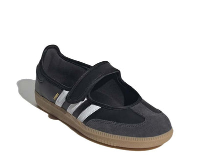 Scarpa da ginnastica in pelle per donna, stile classico