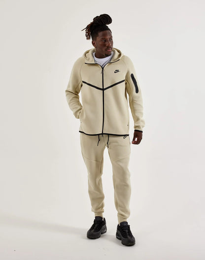 NK Tech Fleece Completo